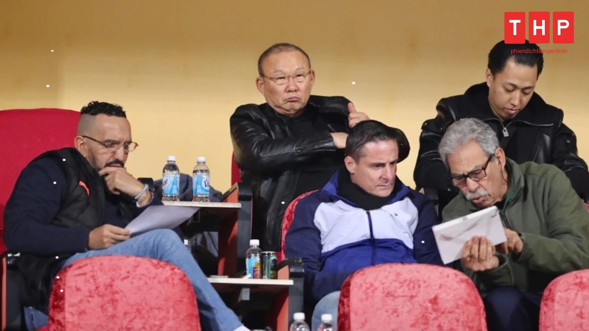 HLV Park Hang Seo bất ngờ dự khán trận đấu CLB Công an Hà Nội và CLB Bình Dương