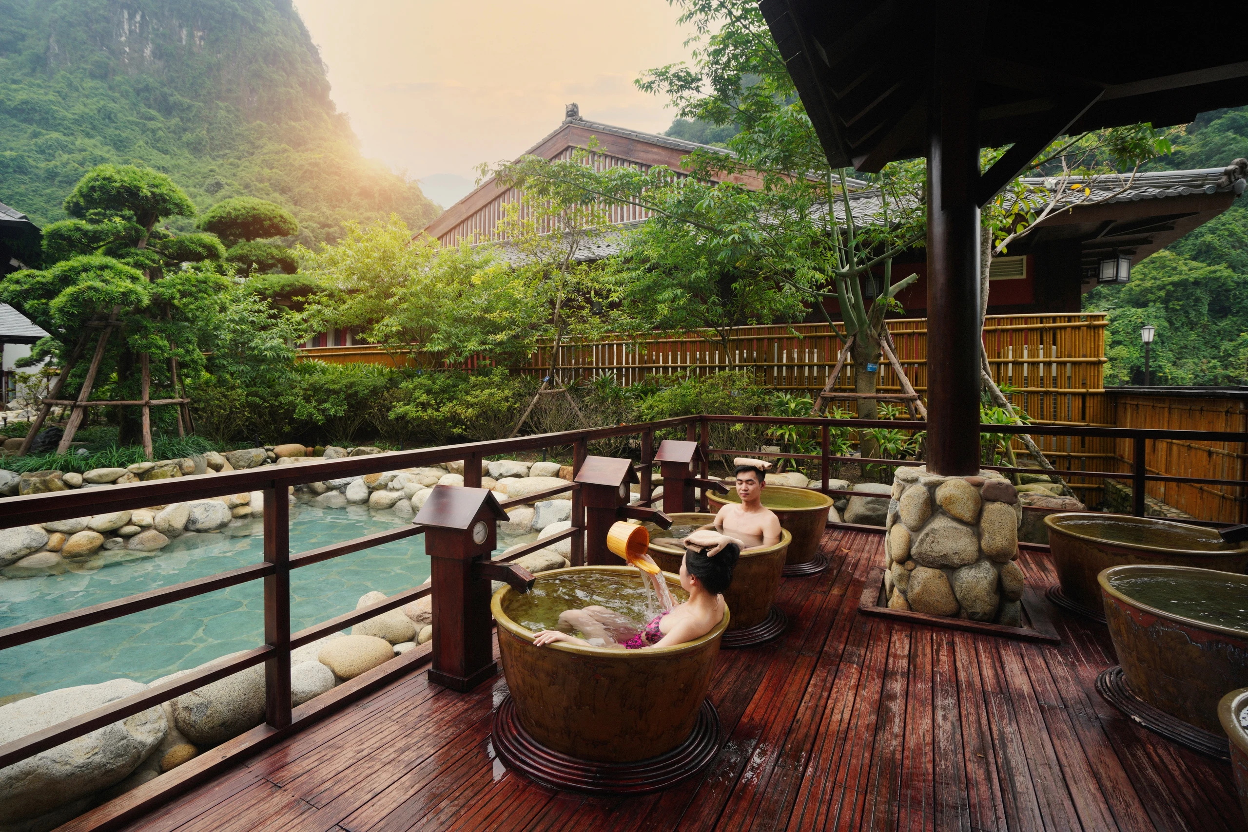 Đu ‘trend chữa lành’ tại khu nghỉ dưỡng onsen chuẩn Nhật sẽ như thế nào?