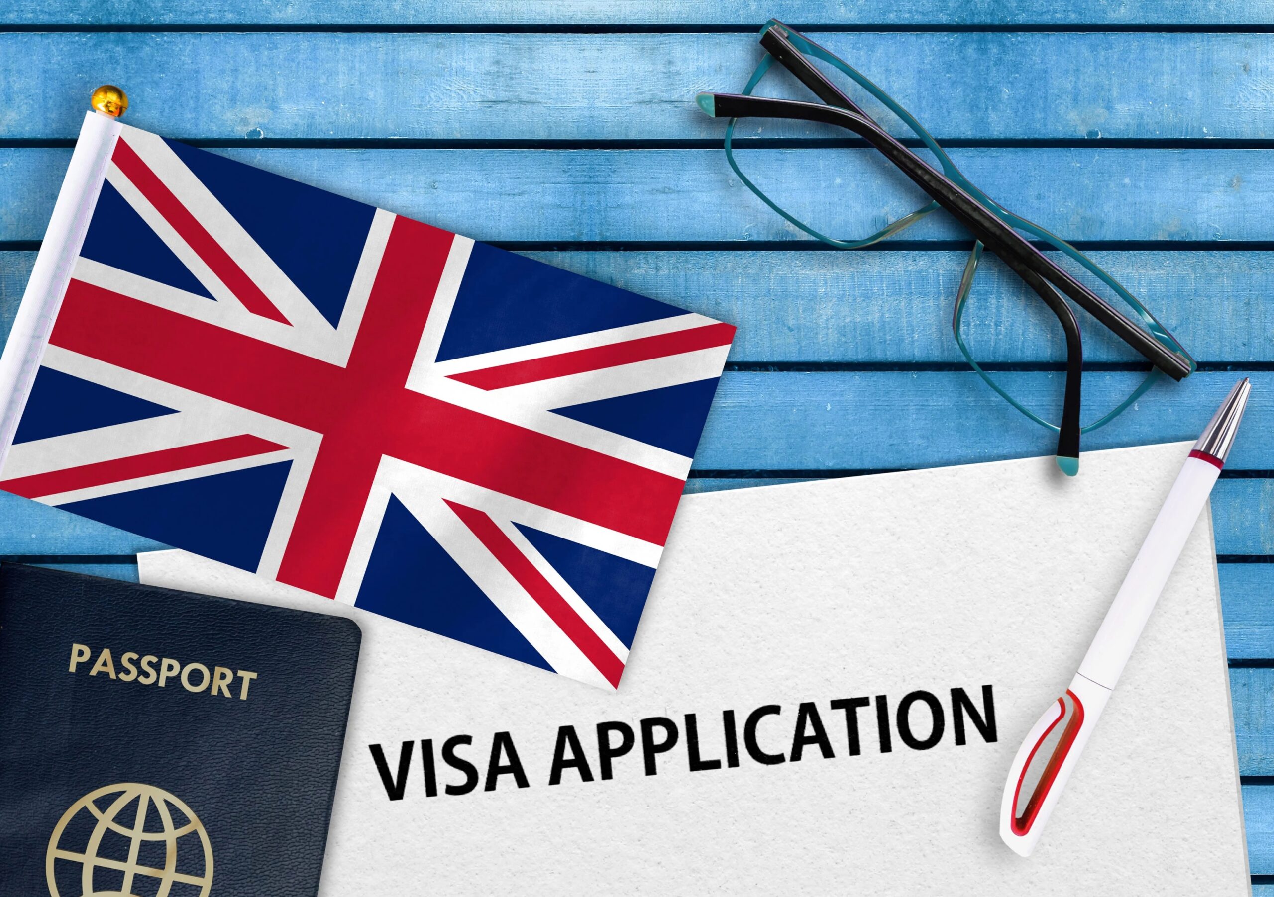 Visa làm việc sau tốt nghiệp tại Anh: 5 điều bạn cần biết
