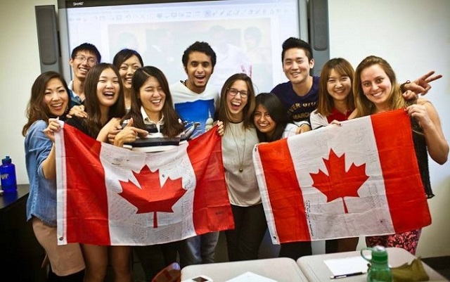 Tỷ lệ từ chối giấy phép du học Canada lên mức cao nhất thập kỷ